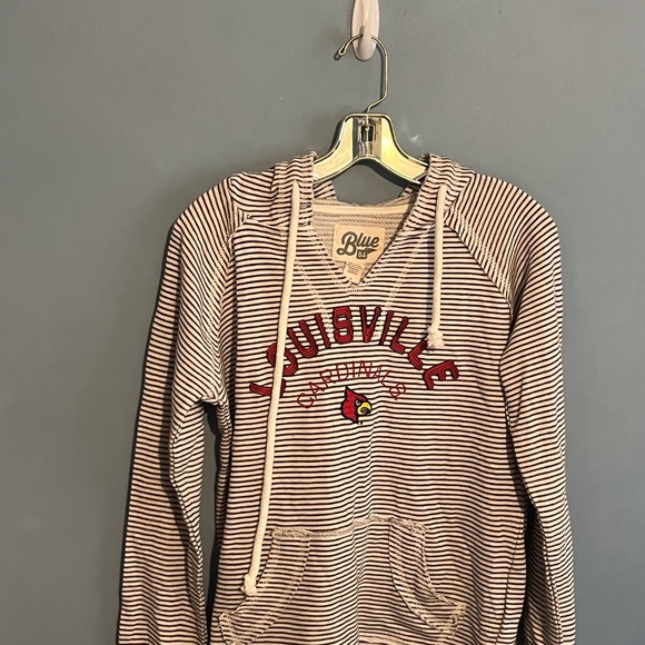 SELLING TOP LOUISVILLE CARDINALS FOR WOMEN SIZE SMALL COLOR BLACK/GRAY BNWT - Picture 12 of 14
